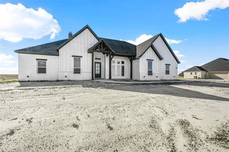 New construction Single-Family house 509 Longhorn, Springtown, TX 76082 - photo 0 0