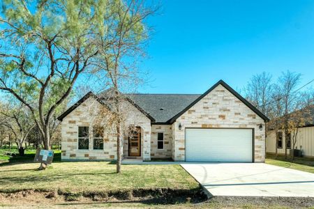 New construction Single-Family house 121 Waimalu Court, Bastrop, TX 78602 - photo 0