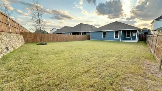 New construction Single-Family house 10617 Zircon Ln, Fort Worth, TX 76036 plan LARK - image