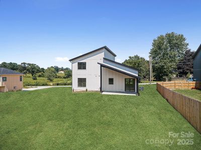 New construction Single-Family house 760 New Hope Rd, Flat Rock, NC 28731 - image