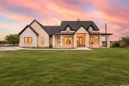New construction Single-Family house 1438 Bottle Springs Rd, Bandera, TX 78003 - image