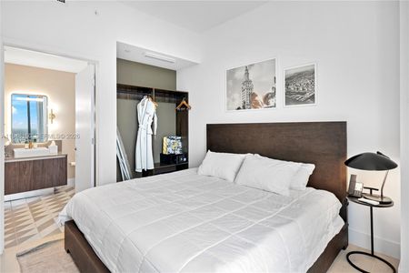 New construction Condo house 159 Ne 6Th St, Unit 5113, Miami, FL 33132 - image 16