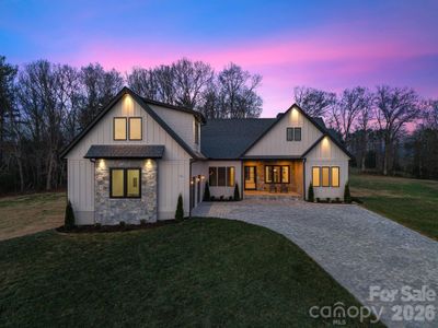 New construction Single-Family house 144 Golden Pasture Dr, Fletcher, NC 28732 - image