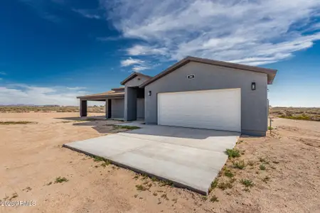New construction Single-Family house 285 N 386Th Ln, Tonopah, AZ 85354 - image
