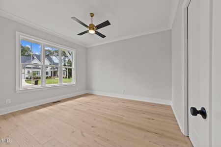 New construction Single-Family house 2404 Toll Mill Court, Raleigh, NC 27606 - photo 6 6