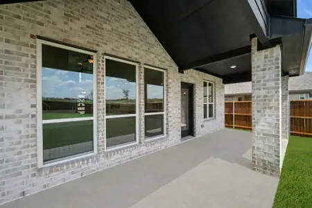 New construction Single-Family house 708 Auburn Ave, Midlothian, TX 76065 plan Willow - image 3