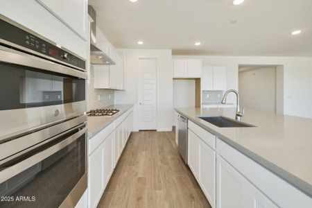 New construction Single-Family house 10857 N 156Th Dr, Surprise, AZ 85379 plan Plan 2305 - image 7