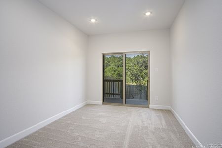 New construction Single-Family house 9023 Summerwood Bnd, San Antonio, TX 78254 null- photo 15 15