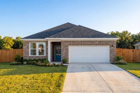 New construction Single-Family house 6618 Comanche Vly, San Antonio, TX 78233 plan The Glenwood E - image