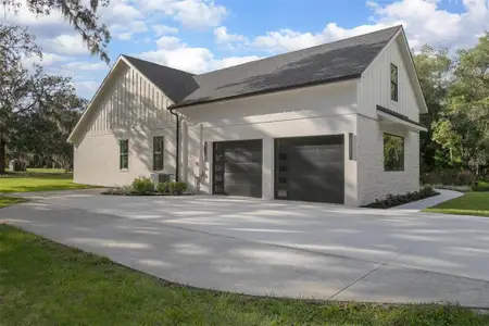 New construction Single-Family house 220 Ridge Blvd, Deland, FL 32724 - image