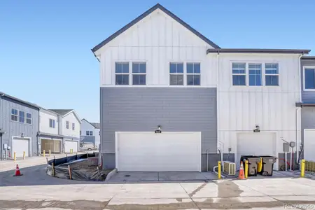 New construction Townhouse house 7626 S Cherokee Cir W, Centennial, CO 80018 - image