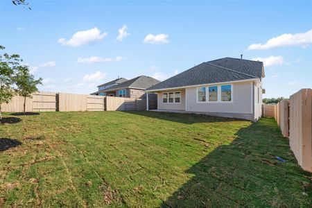 New construction Single-Family house 168 Coleto Trl, Bastrop, TX 78602 plan Somerville - image