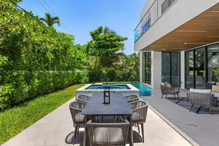 New construction Single-Family house 501 Ne Spanish Ct, Boca Raton, FL 33432 - image