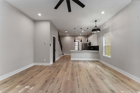 New construction Single-Family house 4117 Kewanee St, Unit A/B, Houston, TX 77051 - image 14