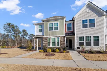 New construction Townhouse house 389 Channel Drop Dr, Clayton, NC 27520 - image