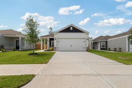 New construction Single-Family house 8214 Burnt Orchid Dr, Houston, TX 77016 - image