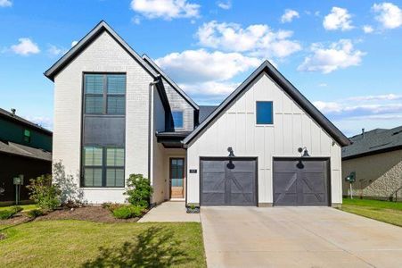 New construction Single-Family house 117 Paxton Cir, Arlington, TX 76013 plan Victoria - image