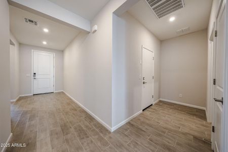 New construction Single-Family house 18110 W Creedance Blvd, Surprise, AZ 85387 plan Erie - image 19