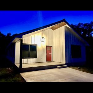 New construction Single-Family house 1127 Greenhill Dr, Canyon Lake, TX 78133 - image