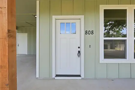 New construction Single-Family house 808 Branding Iron Trl, Granbury, TX 76049 - image