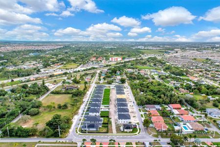 New construction Townhouse house 22483 Sw 125 Ave, Unit A, Miami, FL 33170 null- photo 3 3