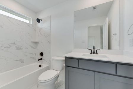 New construction Single-Family house 250 Landon Trl, Fate, TX 75189 plan Roberts - S4308 - image 15