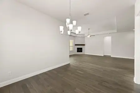 New construction Single-Family house 707 Brazos Dr, Van Alstyne, TX 75495 plan Bryan - image 15