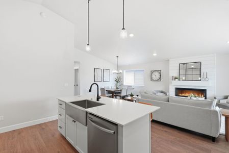 New construction Single-Family house 4092 Sw Obsidian Pl, Redmond, OR 97756 plan Sycamore - image 8