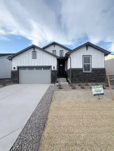 New construction Single-Family house 8895 S Riviera Wy, Aurora, CO 80016 plan C454 - image