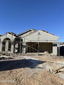 New construction Single-Family house 2112 E Grazing Meadow Ln, San Tan Valley, AZ 85140 Sterling- photo 1 1