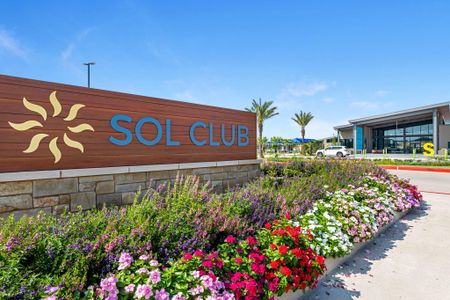 Sunterra Lakes by Long Lake Ltd. in Brookshire - image 14