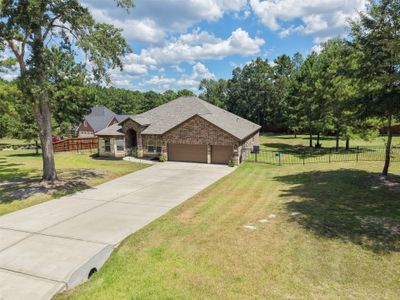 New construction Single-Family house 643 Southcreek Park, Livingston, TX 77351 - image 2