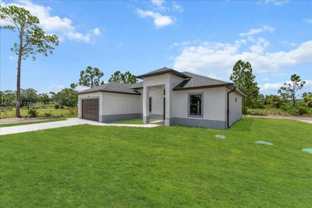 New construction Single-Family house 7788 2Nd Ter, Labelle, FL 33935 - image