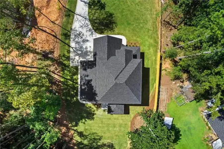New construction Single-Family house 105 Beech Creek Cir, Winder, GA 30680 - image