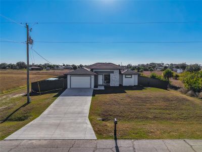 New construction Single-Family house 3045 E Briarwood Cir, Labelle, FL 33935 - image