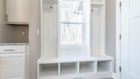 New construction Single-Family house 26 Lindsey Rd, Jackson, MI 49201 plan The Chesterfield - image 13