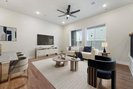 New construction Single-Family house 1946 Purswell Rd, Houston, TX 77055 null- photo 2 2
