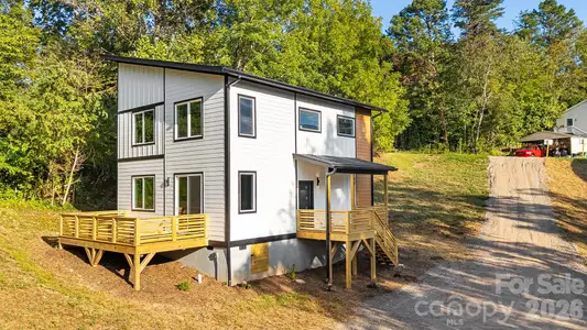 New construction Single-Family house 80 Upper Moffitt Rd, Asheville, NC 28805 - image