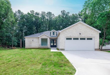 New construction Single-Family house 1049 Broadmoor Dr, Huntsville, TX 77340 - image