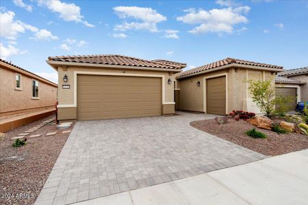 Paver Driveway & golf cart garage