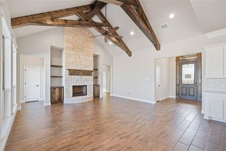 New construction Single-Family house 370 Wayward Spur, Springtown, TX 76082 - photo 8 8