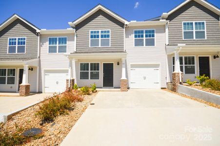 New construction Townhouse house 43 Cain Hollow Wy, Asheville, NC 28806 plan Clement - image