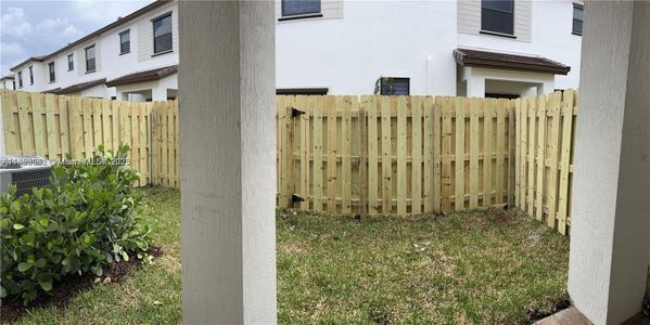 New construction Townhouse house 257 Sw 159 Ct, Pembroke Pines, FL 33027 - image