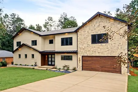 New construction Single-Family house 1434 Meadowcreek Ln, Dunwoody, GA 30338 - image