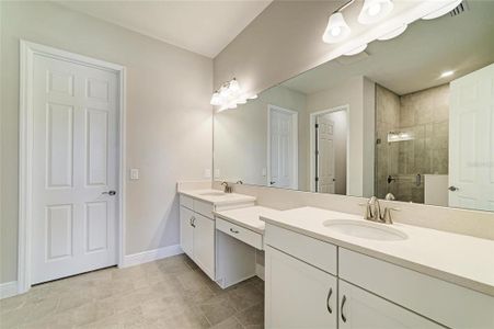 New construction Single-Family house 35563 Stableton Ln, Zephyrhills, FL 33541 plan Vinoy - image 11
