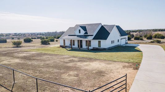 New construction Single-Family house 300 Tiara Trail, Fort Worth, TX 76108 - photo 1 1