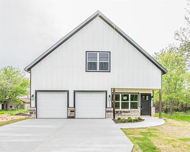 New construction Single-Family house 5529 Mercedes Circle, Granbury, TX 76048 - photo 0