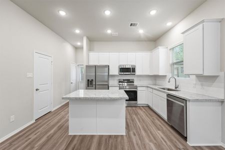New construction Single-Family house 705 Little River Dr, Montgomery, TX 77316 - image 8