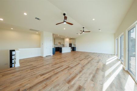 New construction Single-Family house 18716 W Lakeview Dr, Jonestown, TX 78645 null- photo 4 4