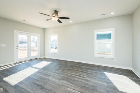 New construction Single-Family house 300 Yellowwood Ave, Spring Hope, NC 27882 null- photo 8 8